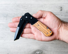 Load image into Gallery viewer, The Beast Pocket Knives