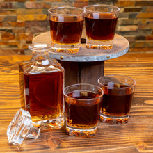 Load image into Gallery viewer, Decanter and Whiskey Glasses